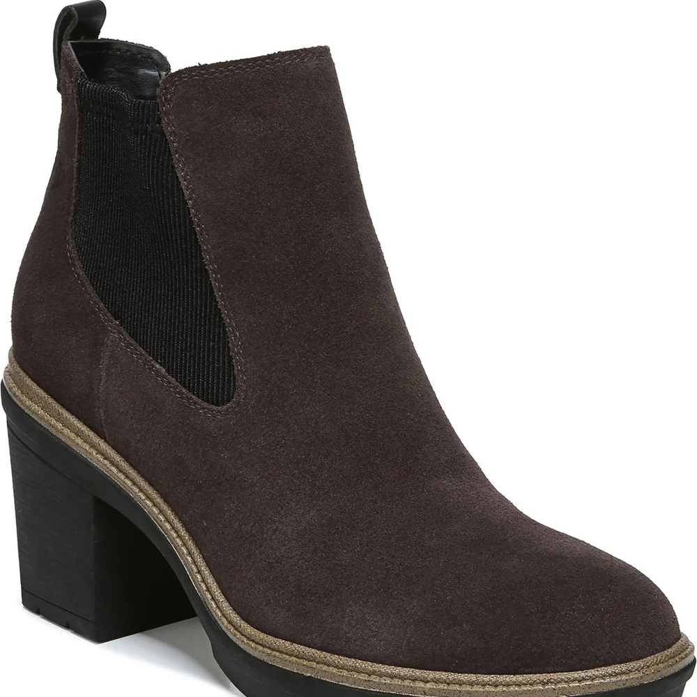 Dr. Scholl’s Water Resistant Chelsea Boot - 8.5M